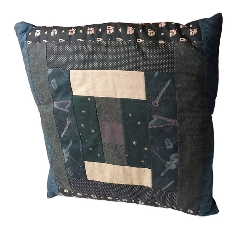 Vintage Folklore Violin Mini Houses Pillow